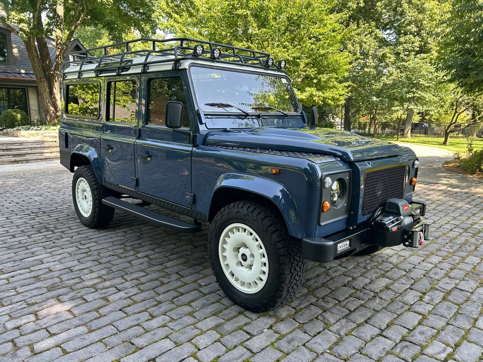 1991 Land Rover Defender 110 - Image 17 of 31