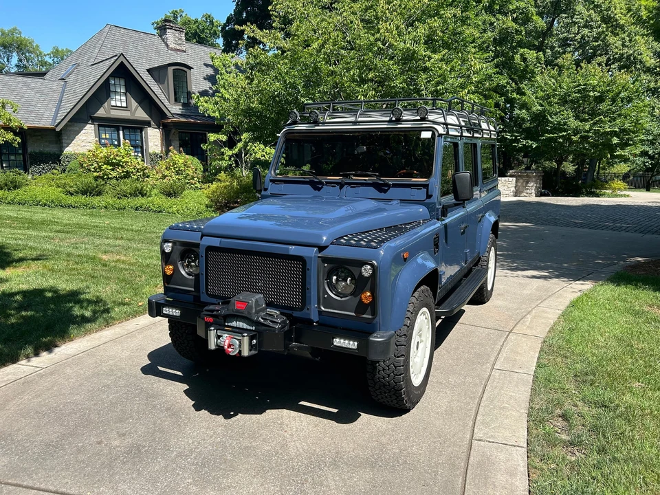 1991 Land Rover Defender 110 - Image 3 of 31