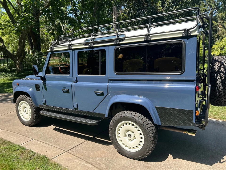 1991 Land Rover Defender 110 - Image 12 of 31