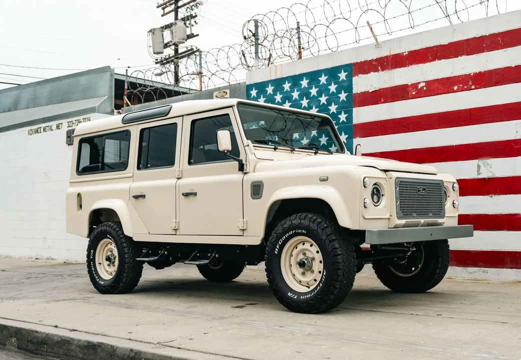 1991 Land Rover Defender 110 - Image 5 of 6
