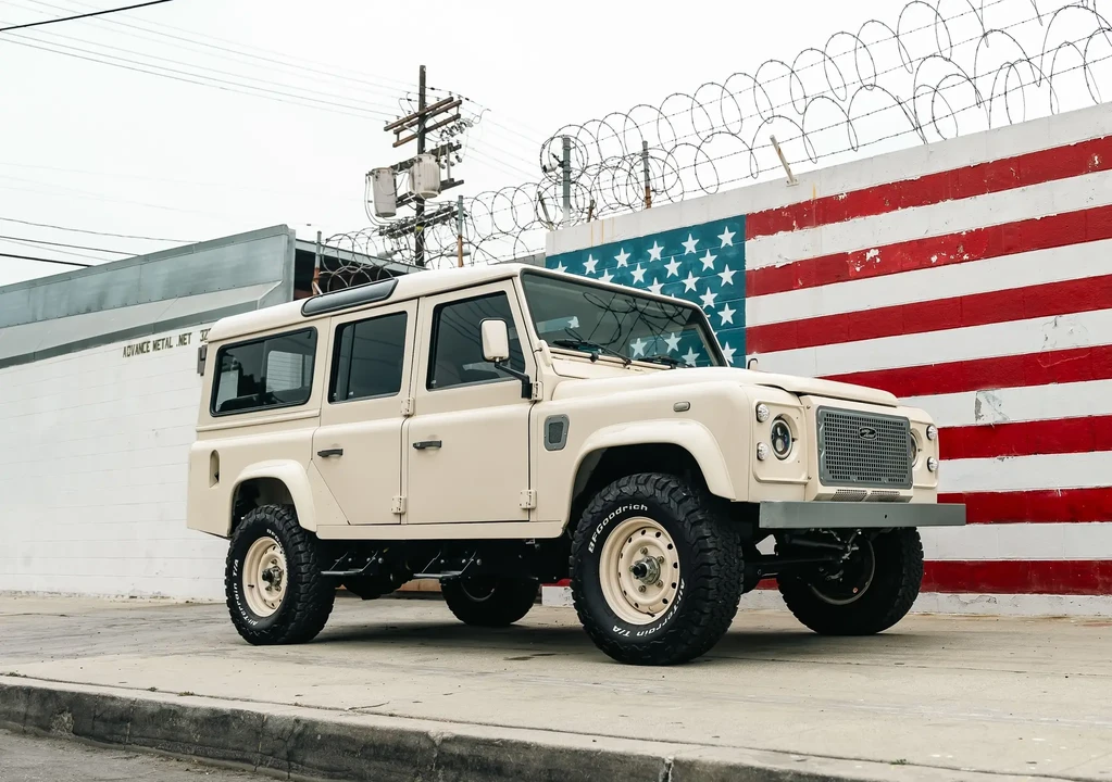 1991 Land Rover Defender 110 - Image 6 of 6