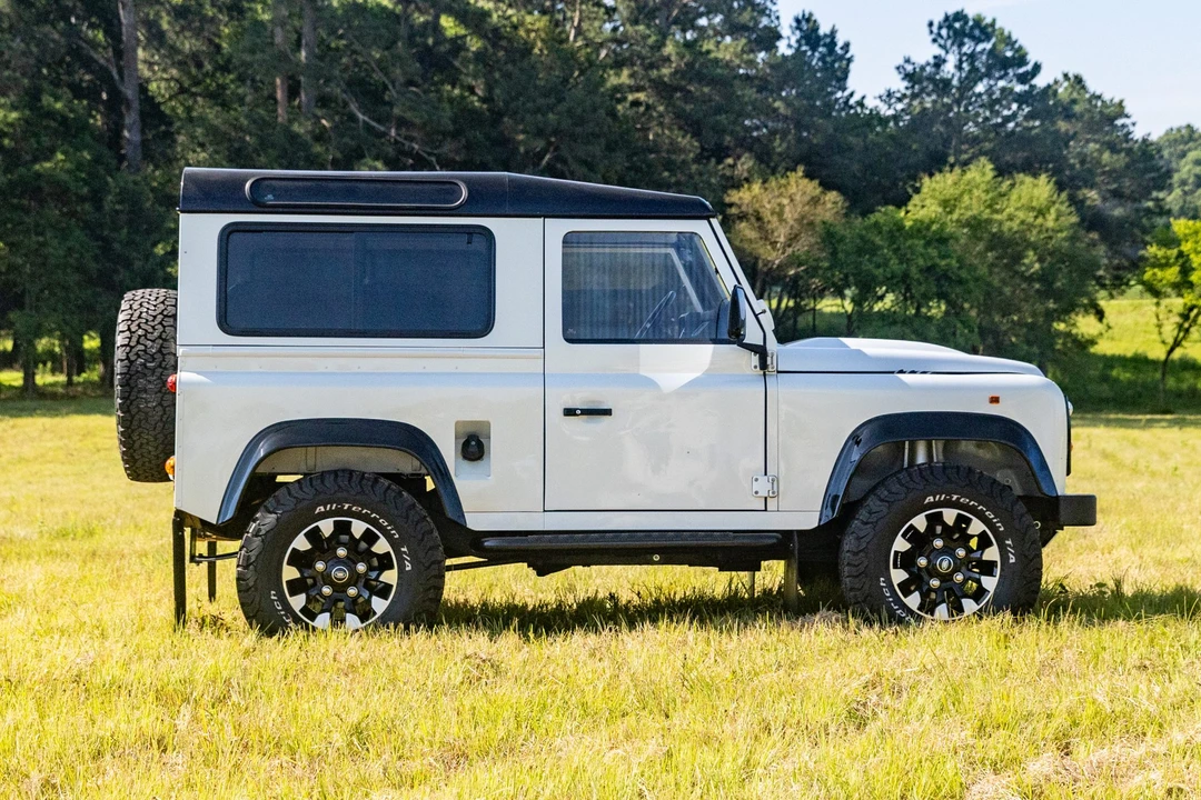 1991 Land Rover Defender 90 - Image 3 of 31