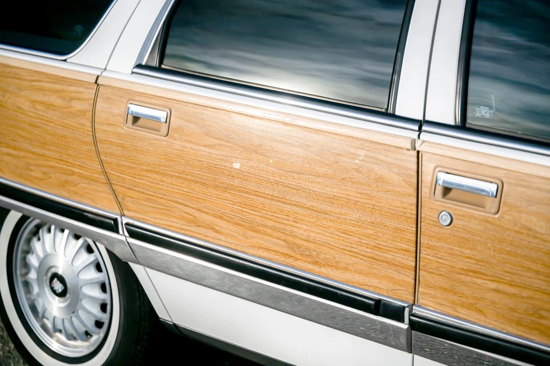 1992 Buick Roadmaster - Image 30 of 31