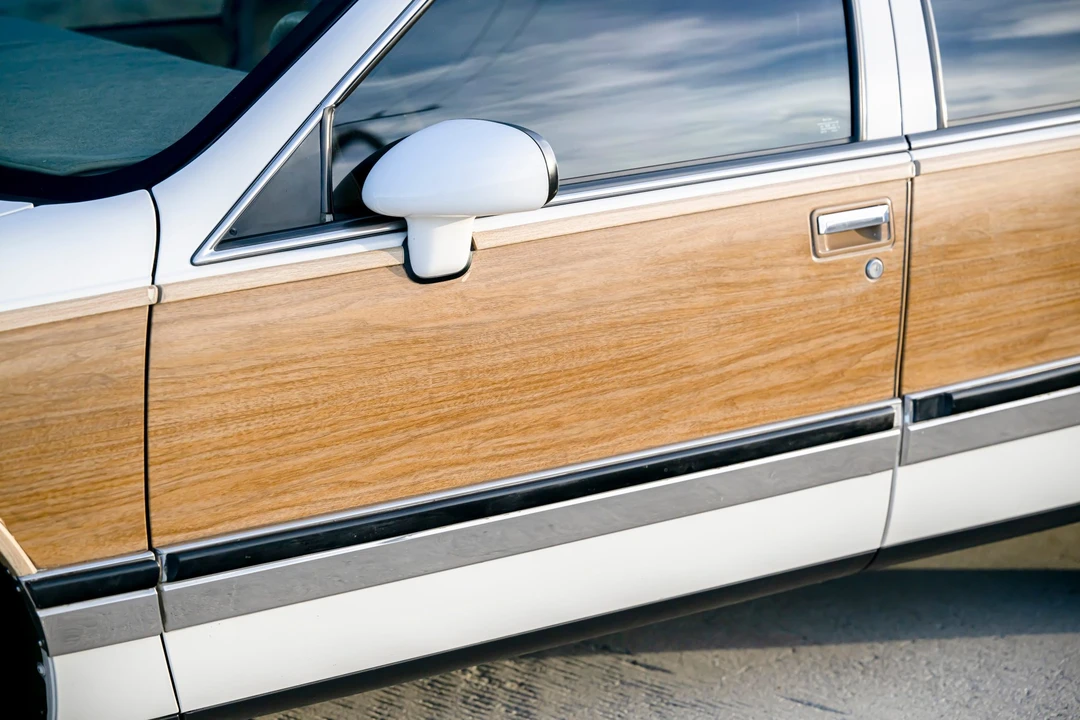 1992 Buick Roadmaster - Image 24 of 31