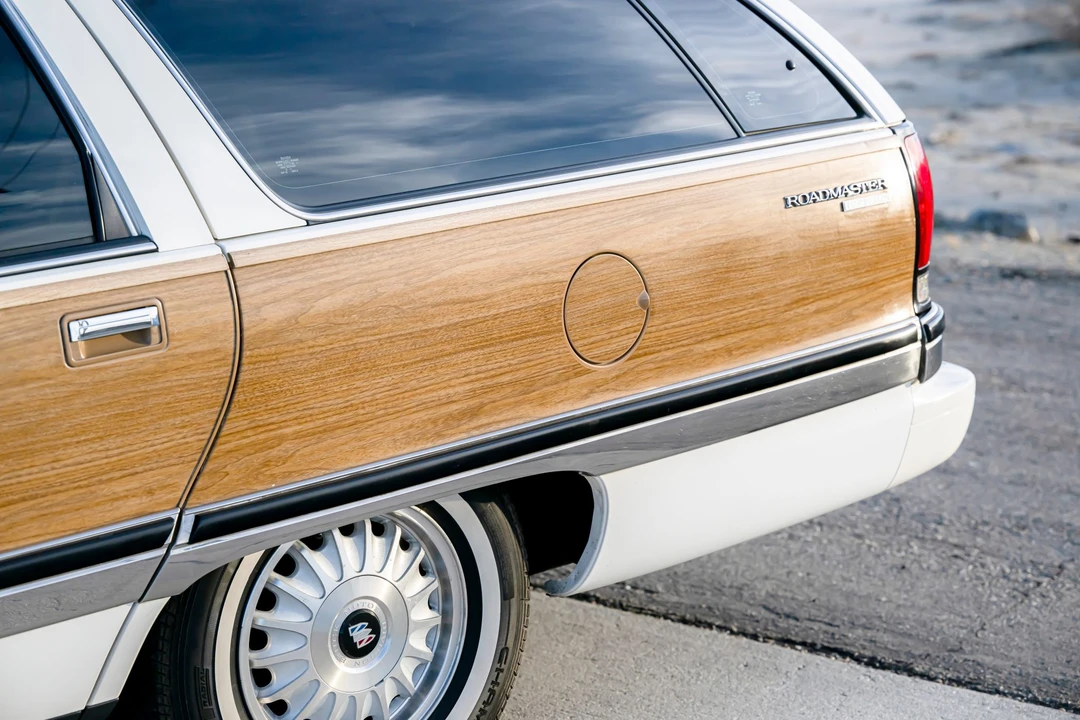1992 Buick Roadmaster - Image 27 of 31