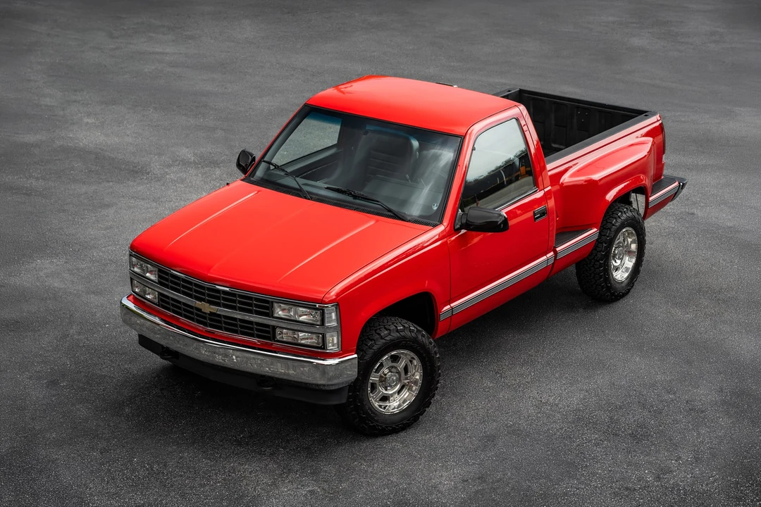 1992 Chevrolet C/K 4th Gen - Image 2 of 31
