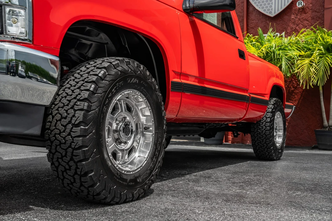 1992 Chevrolet C/K 4th Gen - Image 27 of 31
