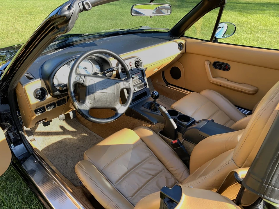 1992 Mazda NA MX-5 Miata - Image 29 of 31