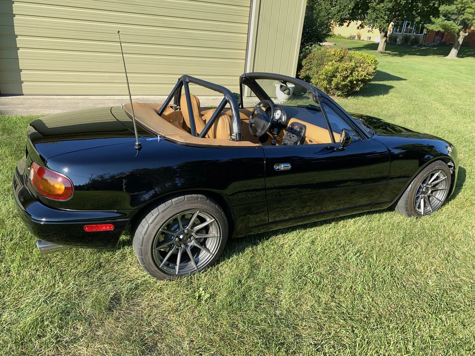 1992 Mazda NA MX-5 Miata - Image 7 of 31