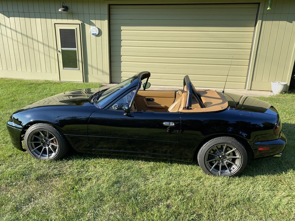 1992 Mazda NA MX-5 Miata - Image 3 of 31