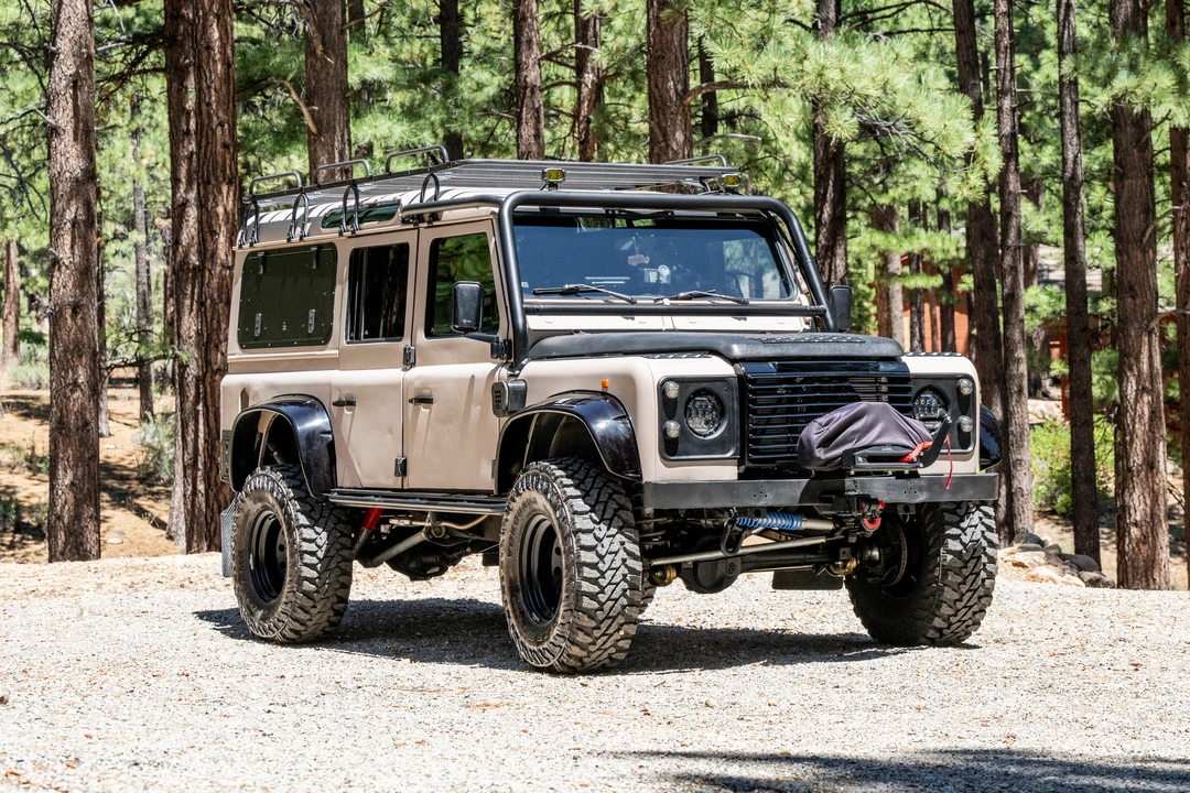 1994 Land Rover Defender 110 - Image 12 of 31