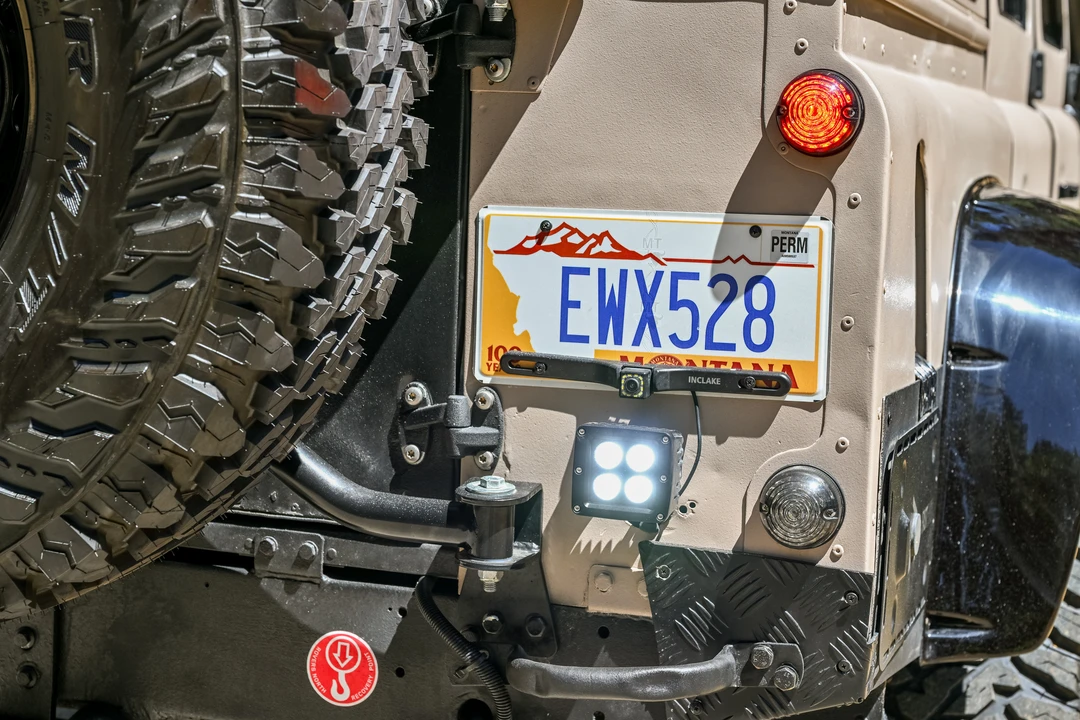 1994 Land Rover Defender 110 - Image 19 of 31