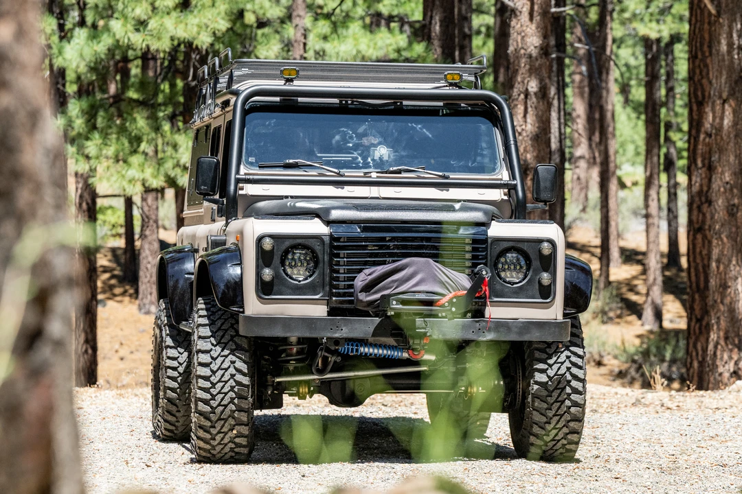 1994 Land Rover Defender 110 - Image 11 of 31