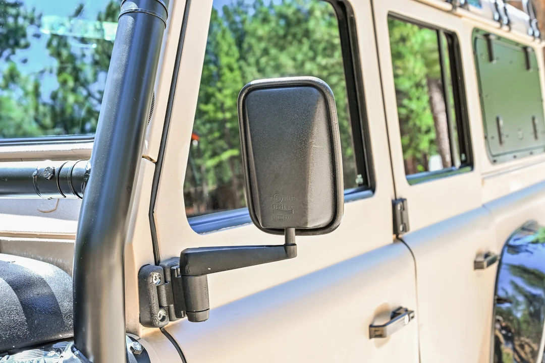 1994 Land Rover Defender 110 - Image 21 of 31
