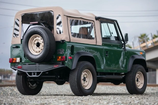 1994 Land Rover Defender 90 - Image 2 of 9