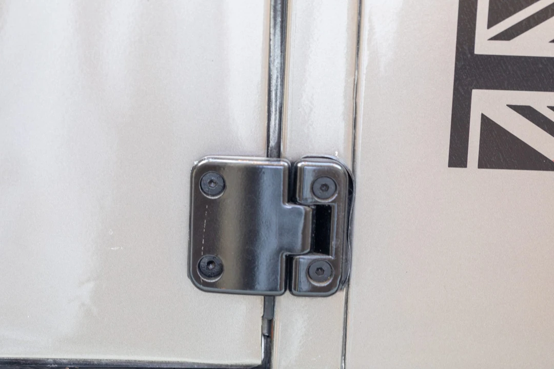 1995 Land Rover Defender 110 - Image 21 of 31