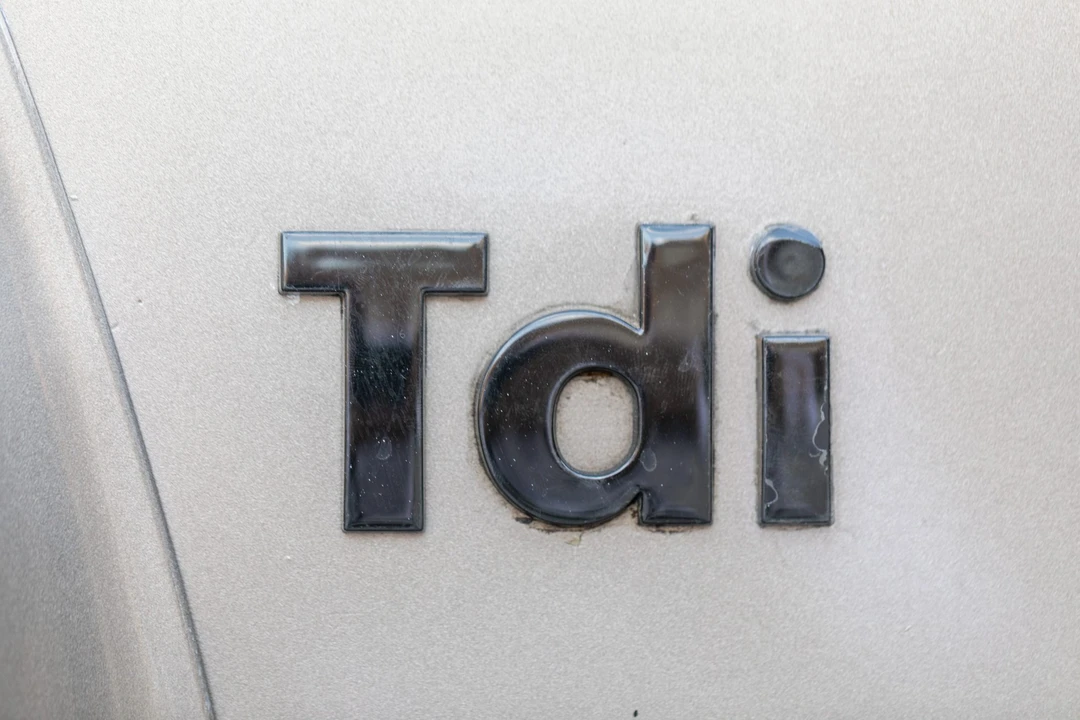 1995 Land Rover Defender 110 - Image 18 of 31