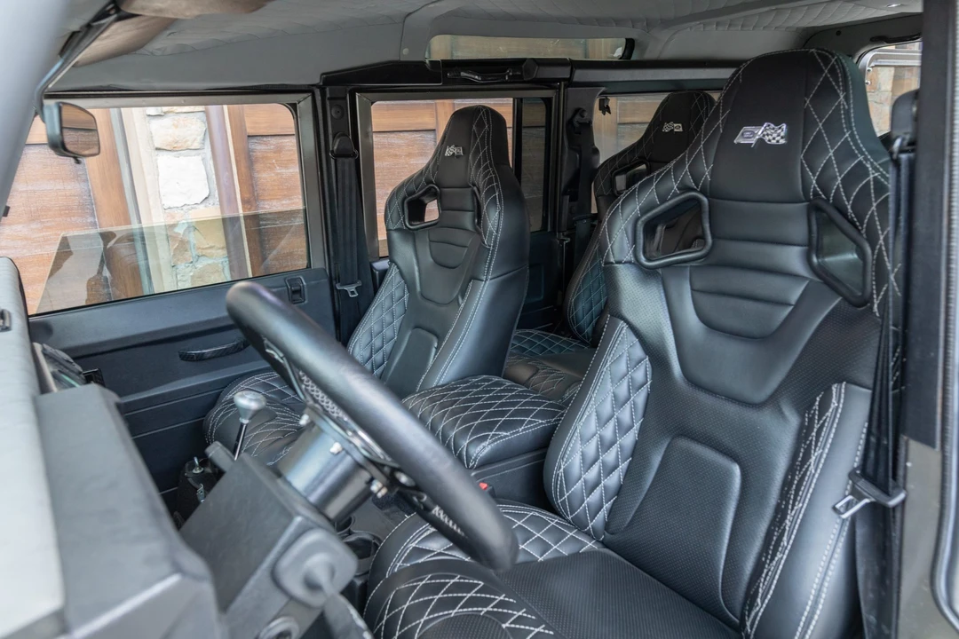 1995 Land Rover Defender 110 - Image 27 of 31