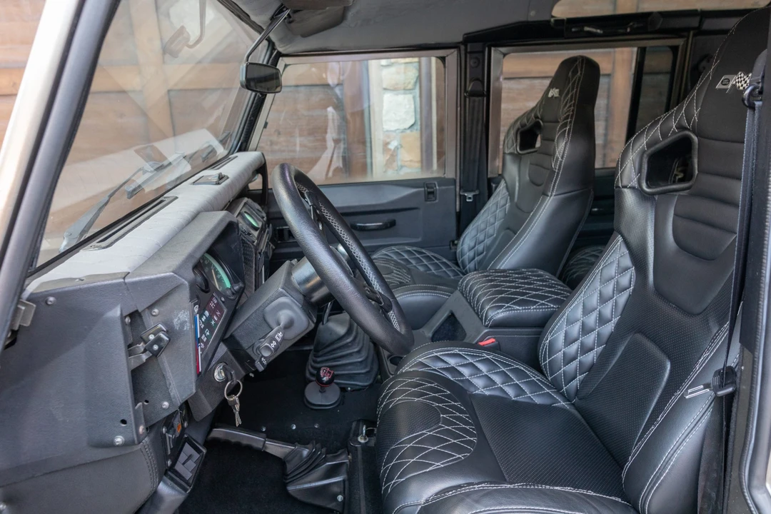 1995 Land Rover Defender 110 - Image 26 of 31