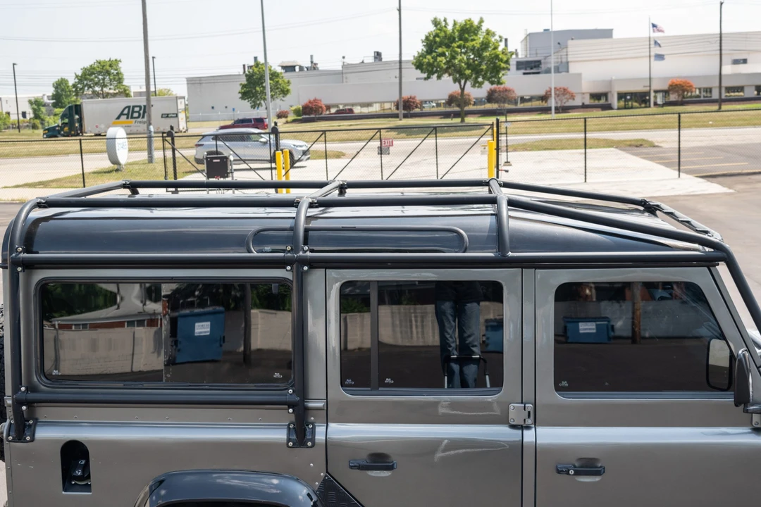 1995 Land Rover Defender 110 - Image 21 of 31
