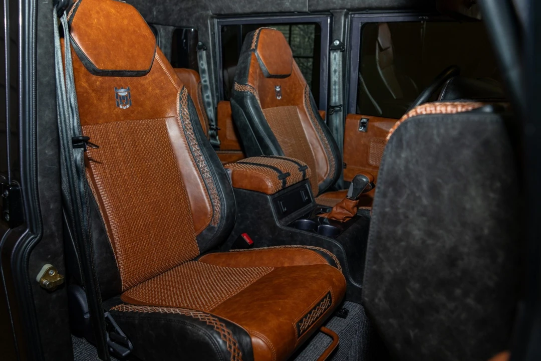 1996 Land Rover Defender 110 - Image 4 of 9