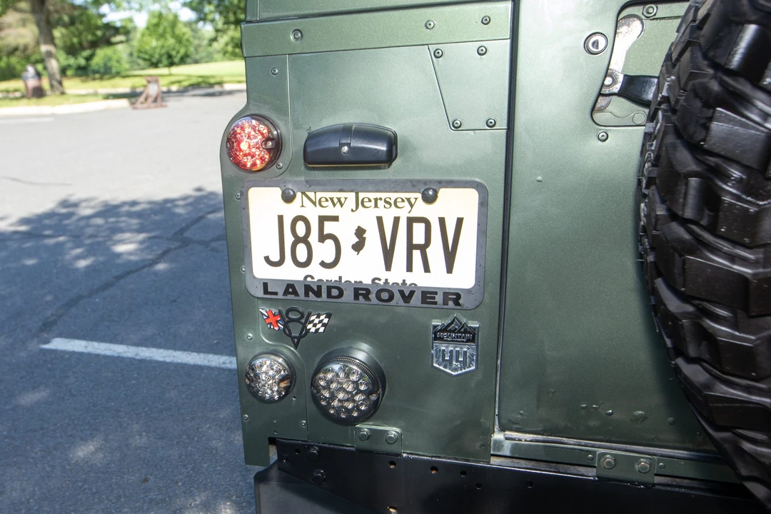 1997 Land Rover Defender 110 - Image 21 of 31