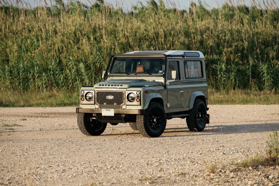 1997 Land Rover Defender 90 - Image 5 of 31