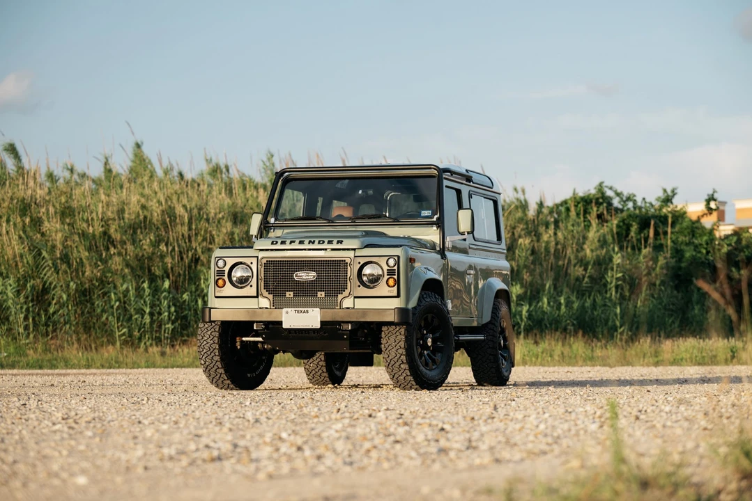 1997 Land Rover Defender 90 - Image 14 of 31