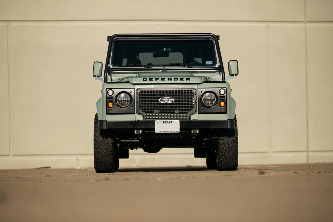 1997 Land Rover Defender 90 - Image 15 of 31