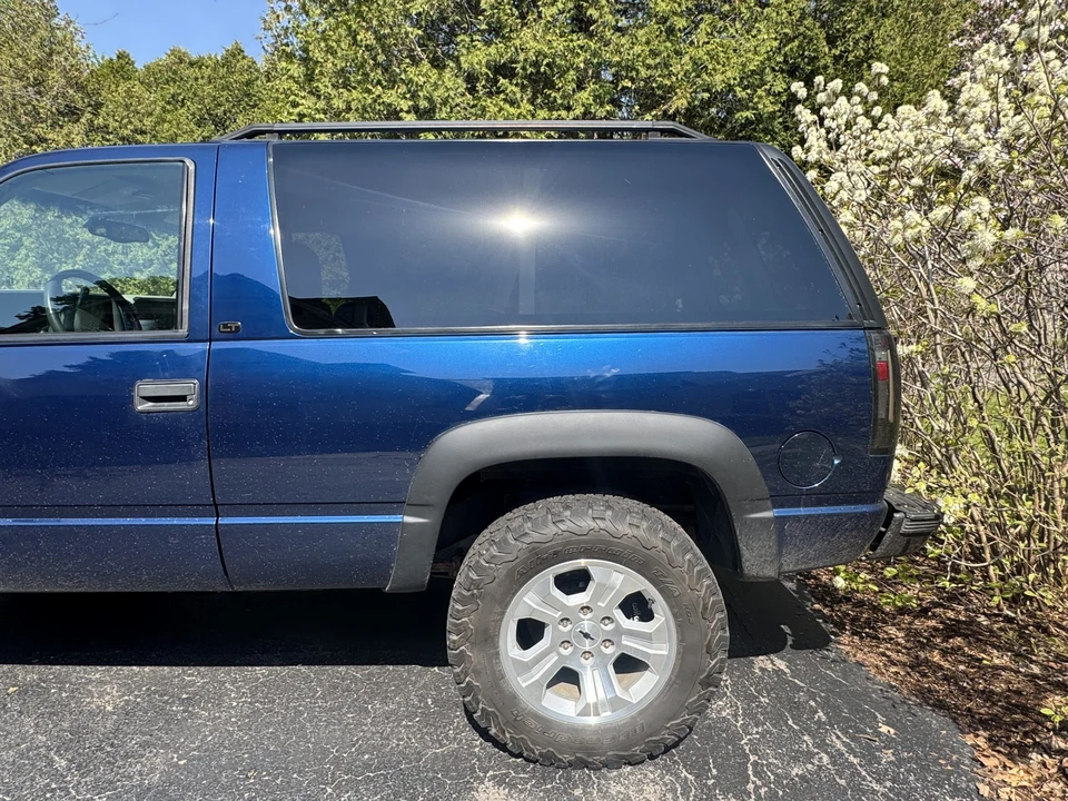 1999 Chevrolet Tahoe 1st Gen - Image 27 of 31