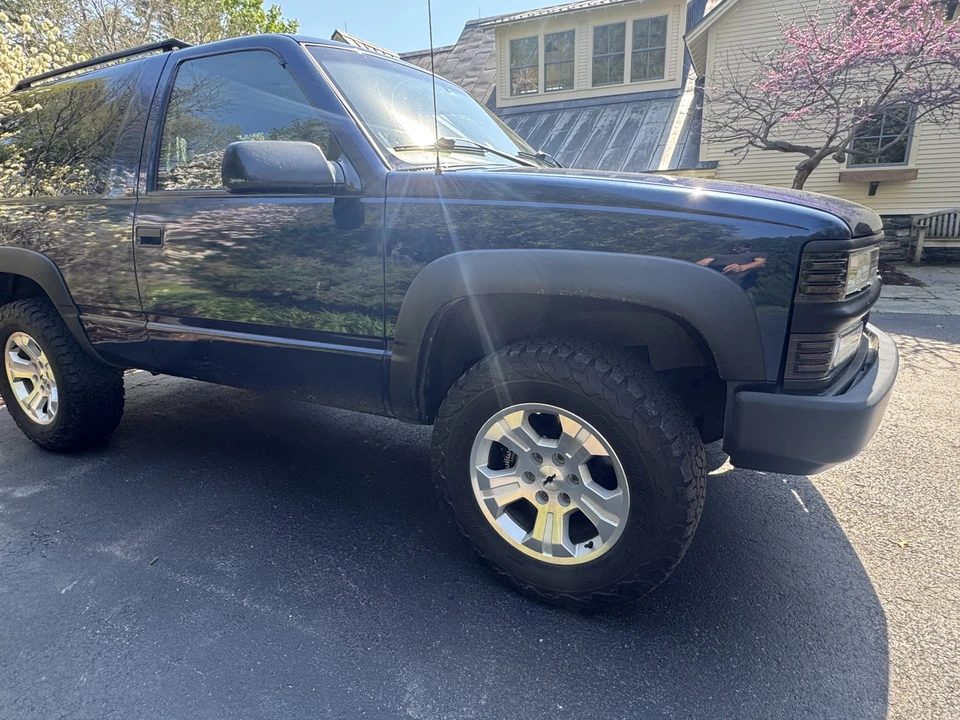 1999 Chevrolet Tahoe 1st Gen - Image 16 of 31