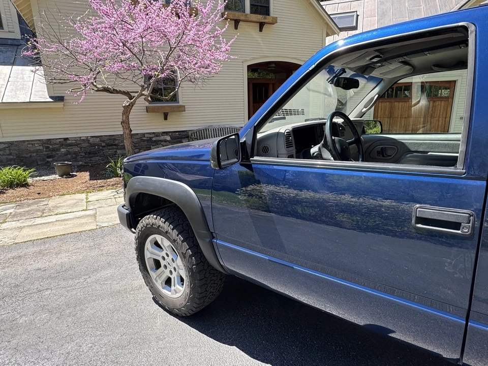 1999 Chevrolet Tahoe 1st Gen - Image 17 of 31