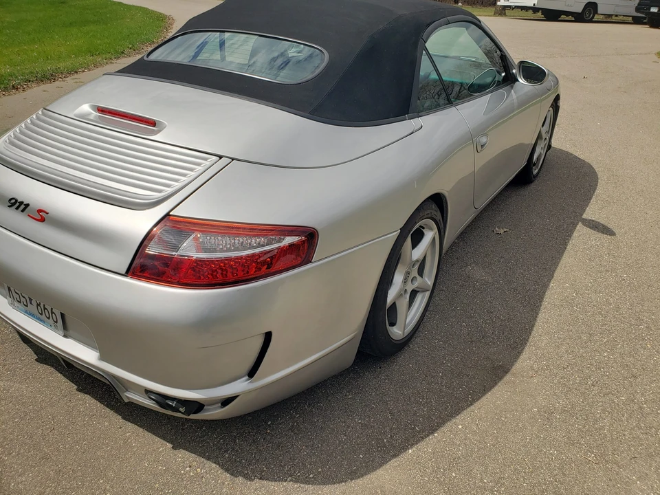 1999 Porsche 996 Carrera - Image 15 of 31