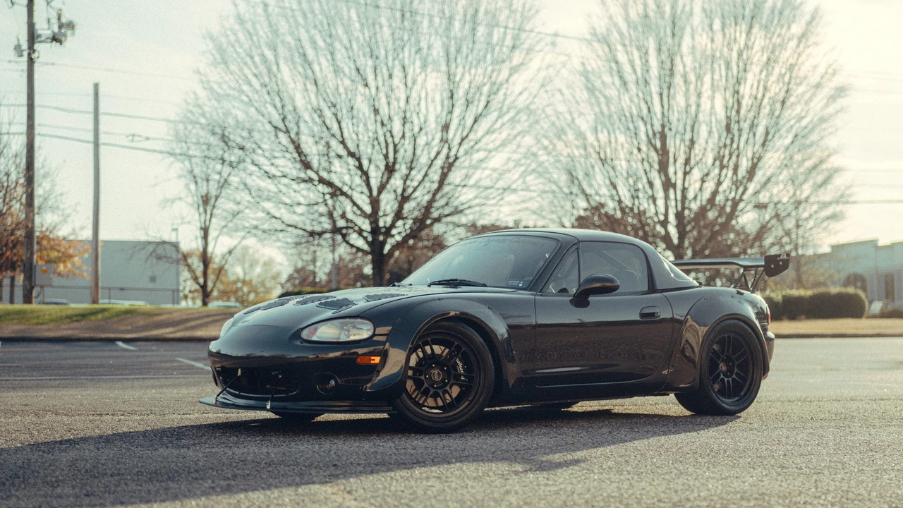 2000 Mazda NB MX-5 Miata - Image 7 of 31