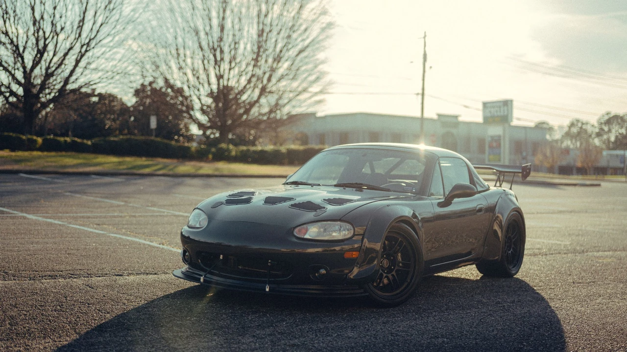 2000 Mazda NB MX-5 Miata - Image 13 of 31