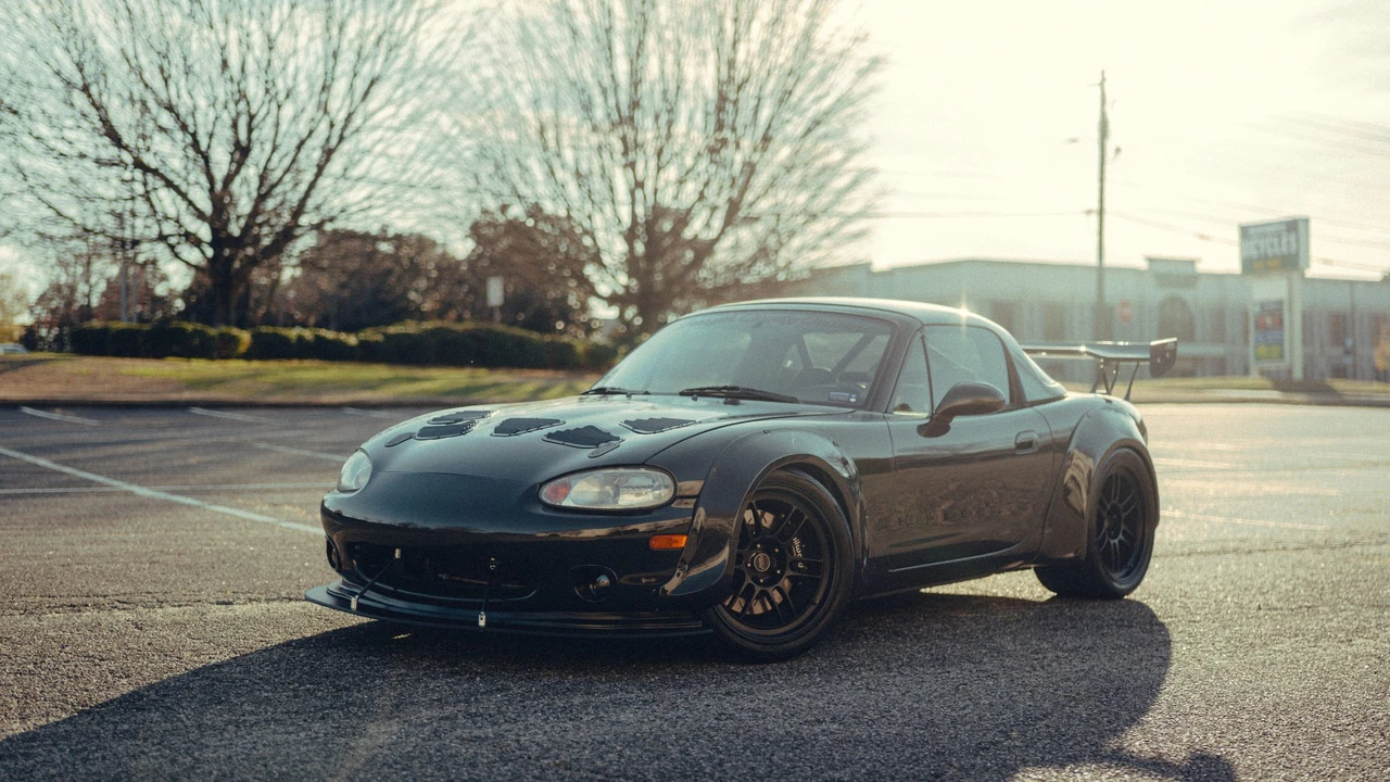 2000 Mazda NB MX-5 Miata - Image 4 of 31