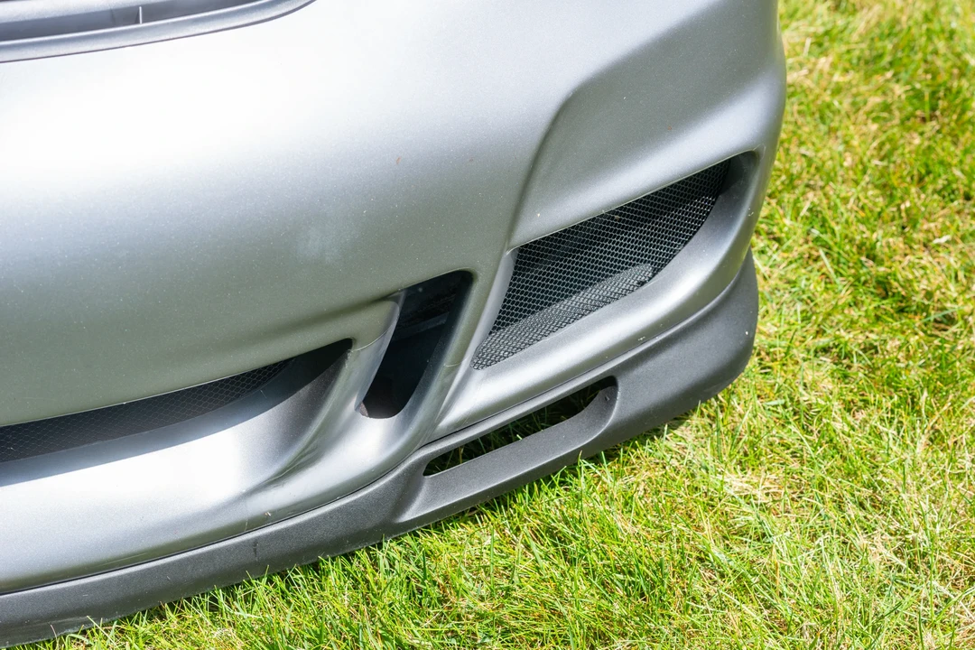 2001 Porsche 996 Carrera 4 - Image 14 of 31
