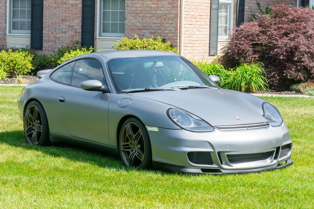 2001 Porsche 996 Carrera 4 - Image 7 of 31