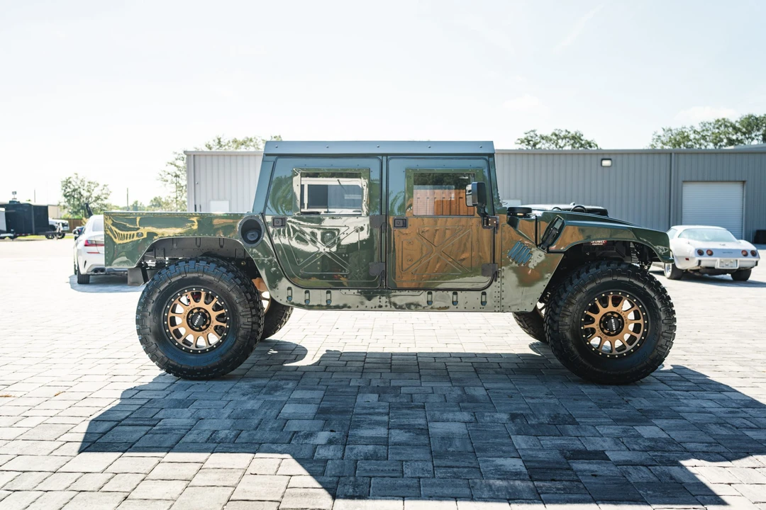 2002 Hummer HMMWV - Image 13 of 31