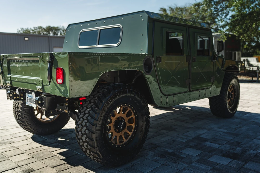 2002 Hummer HMMWV - Image 14 of 31