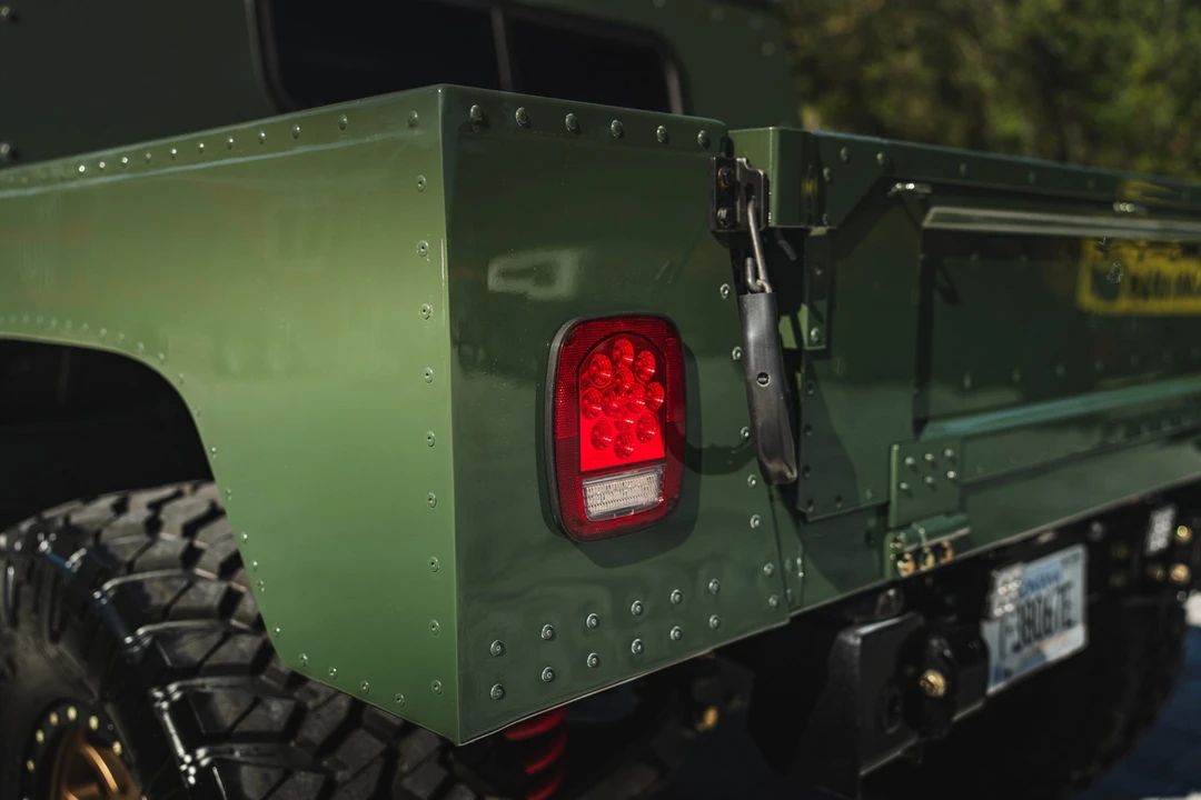 2002 Hummer HMMWV - Image 29 of 31