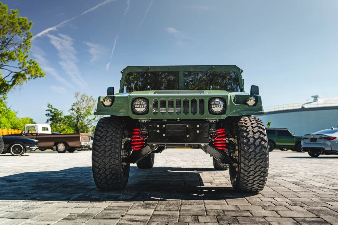 2002 Hummer HMMWV - Image 7 of 31