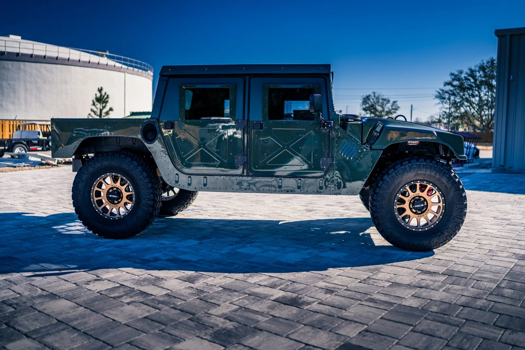 2002 Hummer HMMWV - Image 6 of 31
