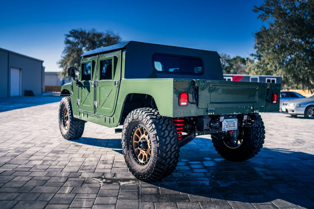 2002 Hummer HMMWV - Image 8 of 31