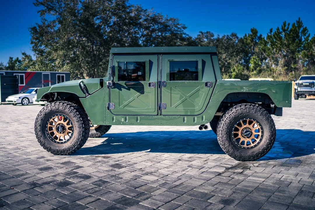2002 Hummer HMMWV - Image 9 of 31