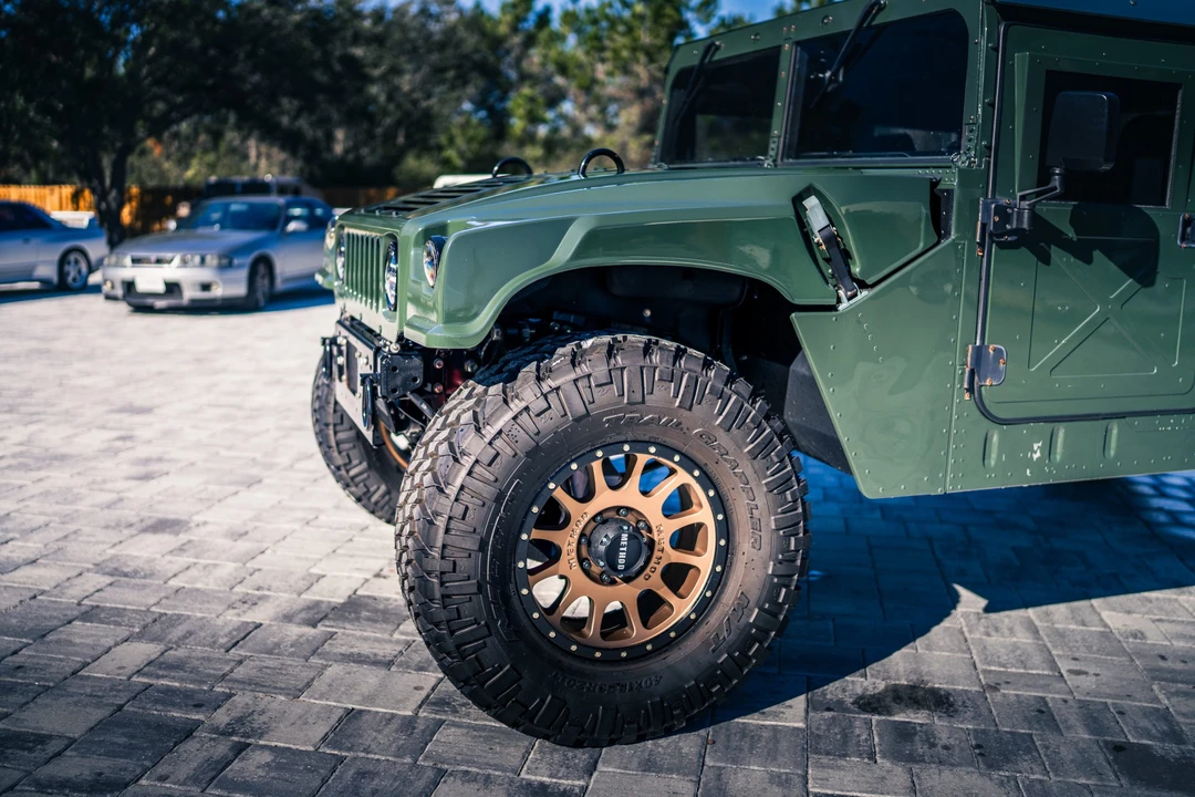 2002 Hummer HMMWV - Image 10 of 31