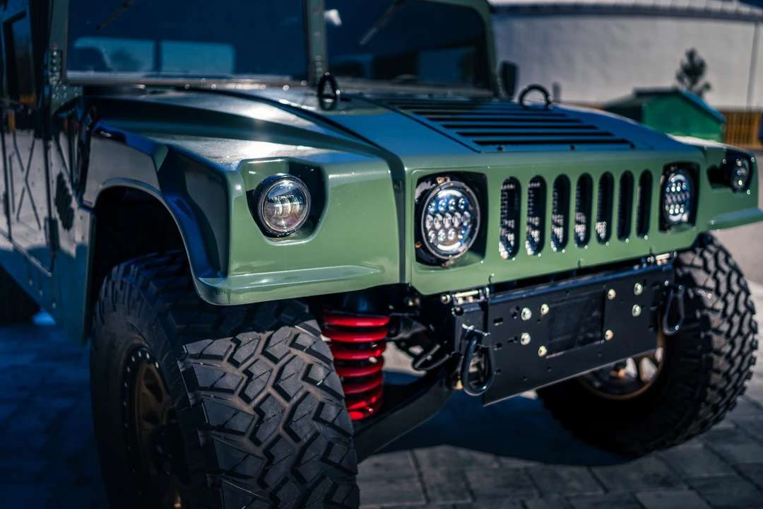 2002 Hummer HMMWV - Image 11 of 31