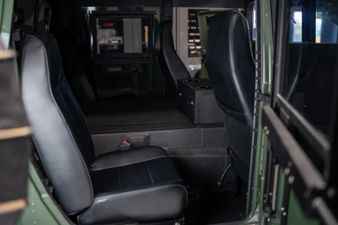 2002 Hummer HMMWV - Image 25 of 31