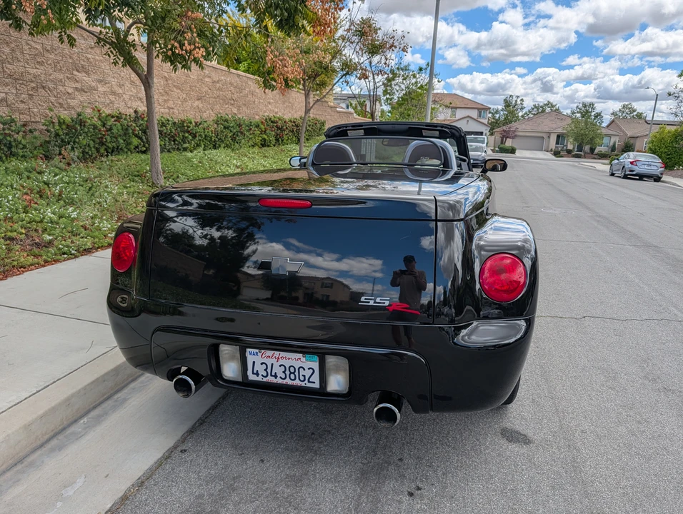 2004 Chevrolet SSR - Image 22 of 31