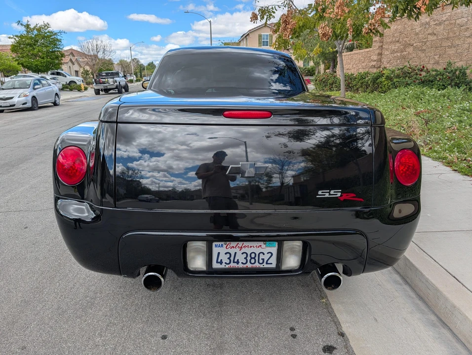 2004 Chevrolet SSR - Image 19 of 31
